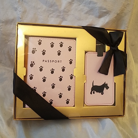Handbags - Passport and luggage tag gift set nwot